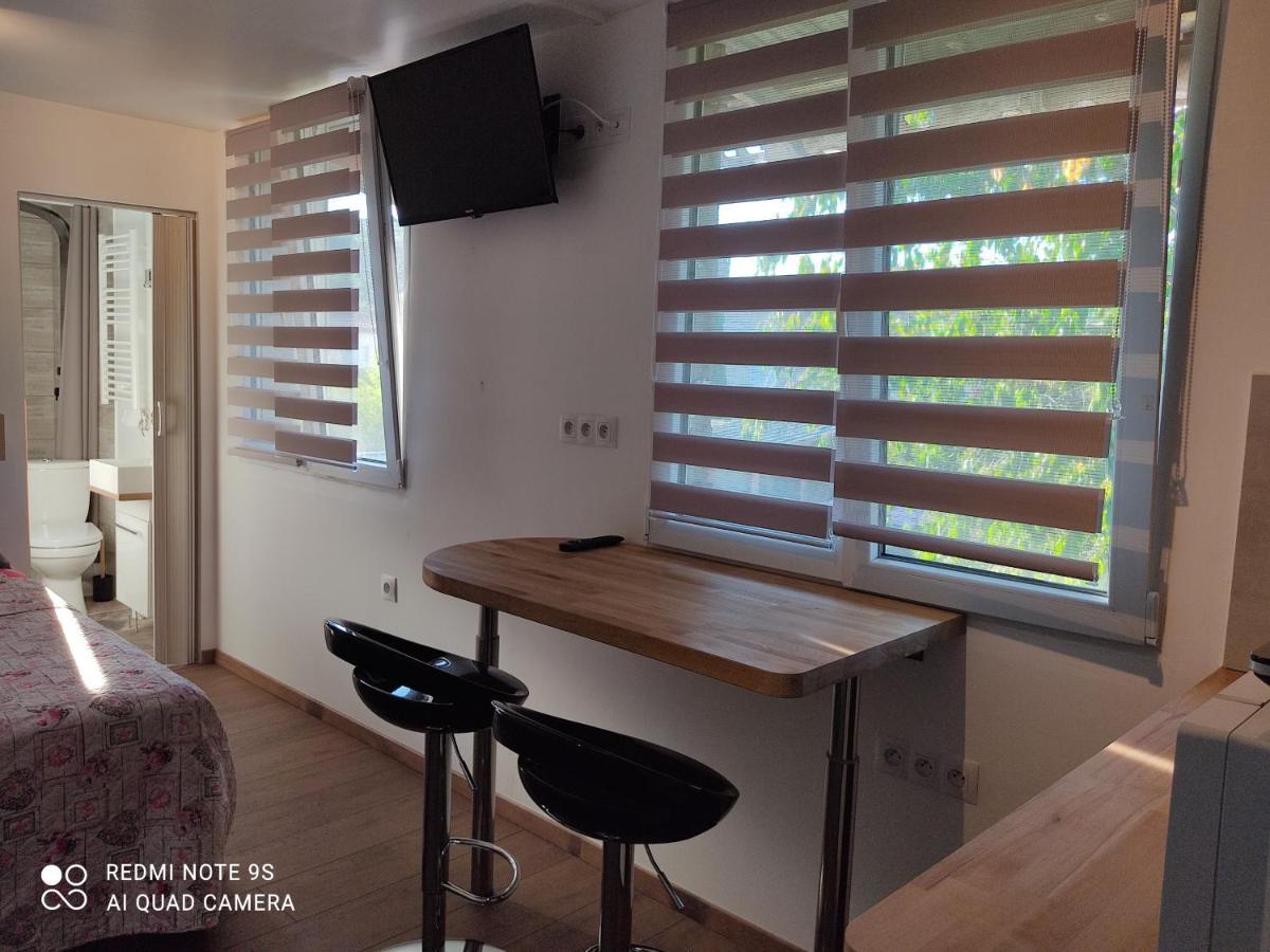 לימו Apartment Albert Parking Prive Gratuit מראה חיצוני תמונה